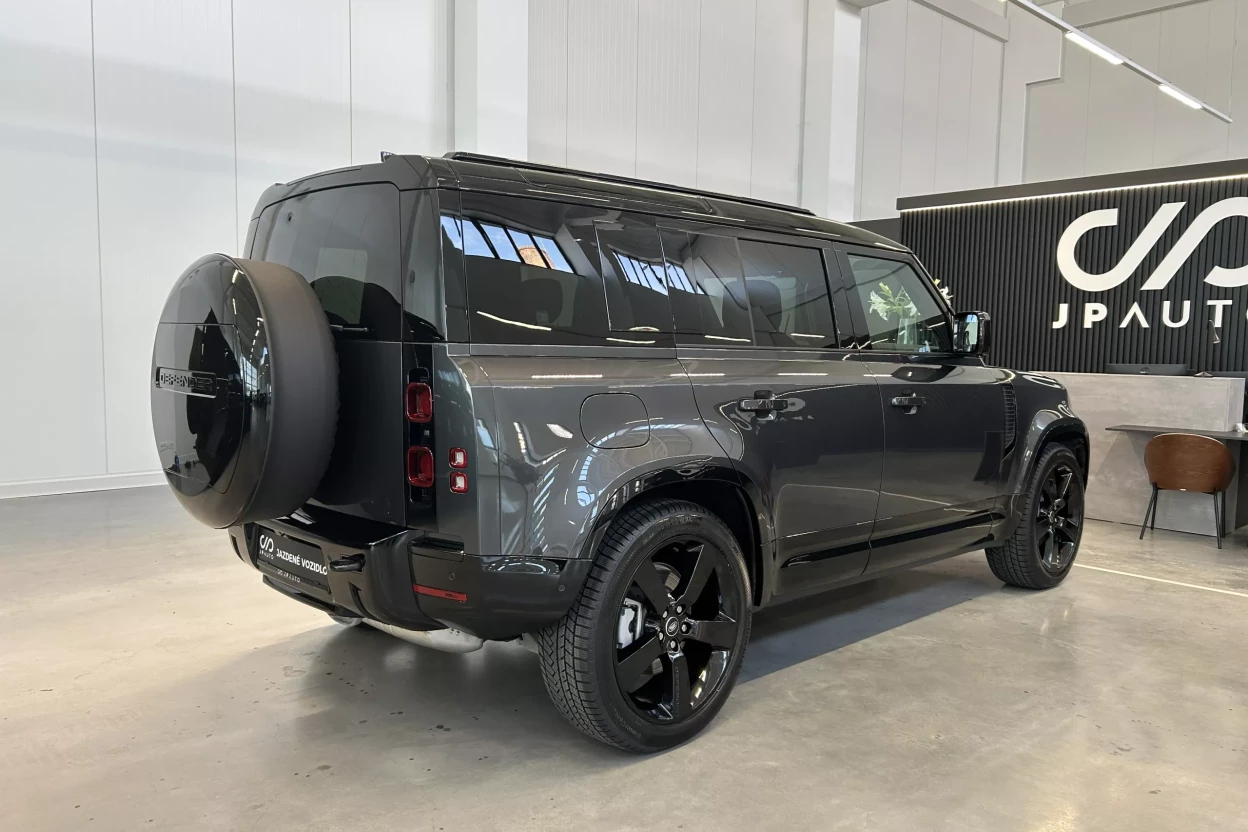 Defender 110 X-Dynamic HSE D300 obrázok č. 1