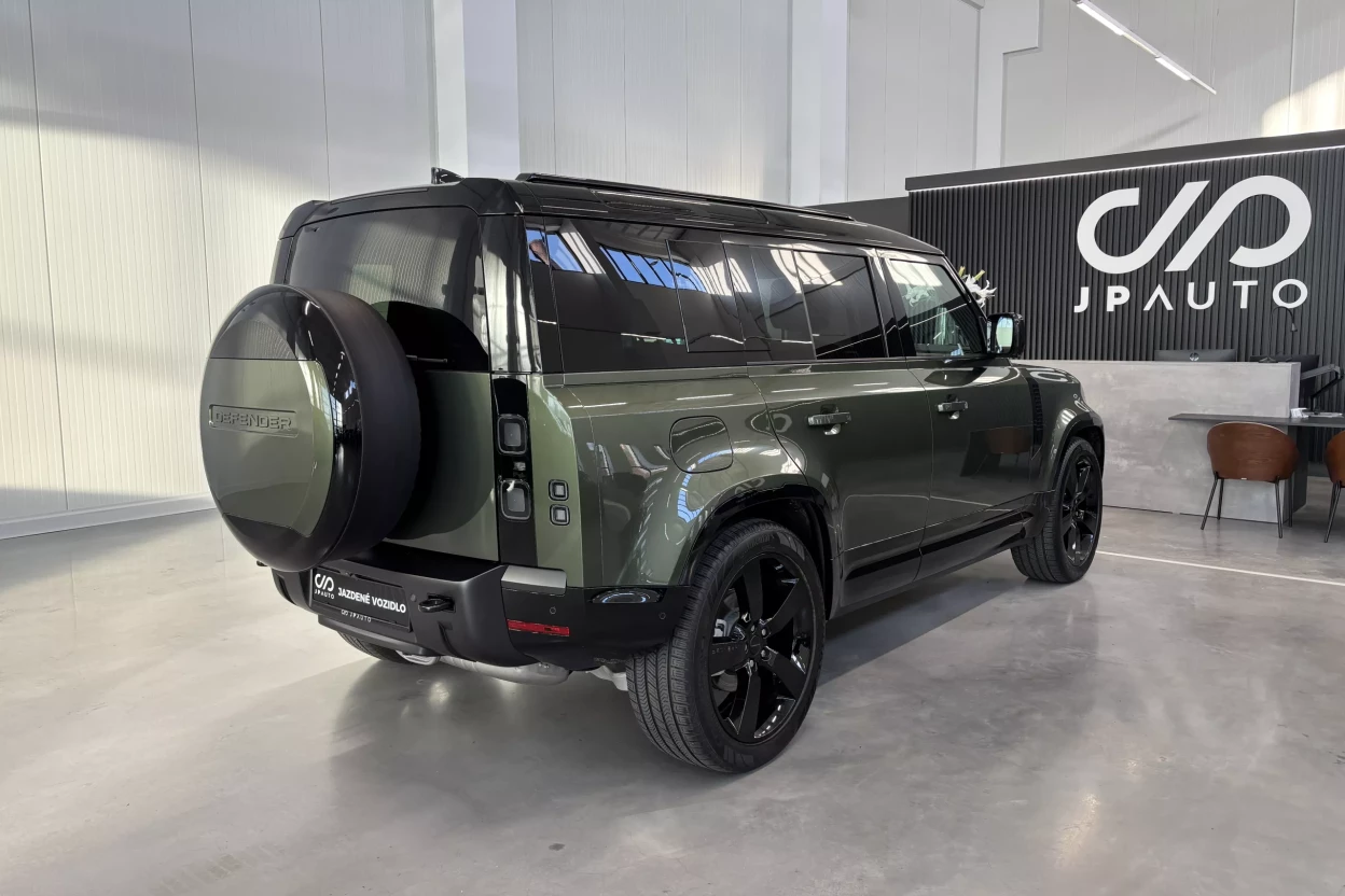 Defender 110 X-Dynamic HSE D250 obrázok č. 1