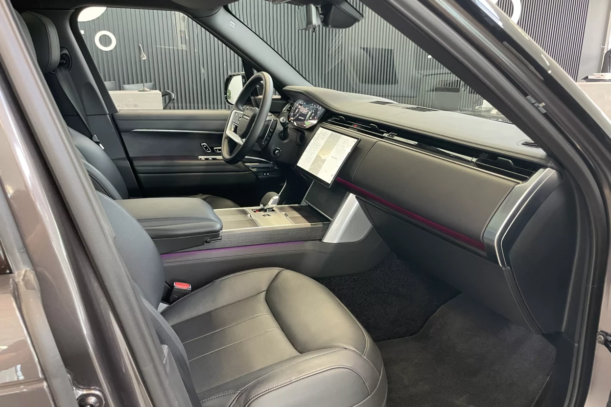 Range Rover Autobiography P550e PHEV AWD obrázok č. 2