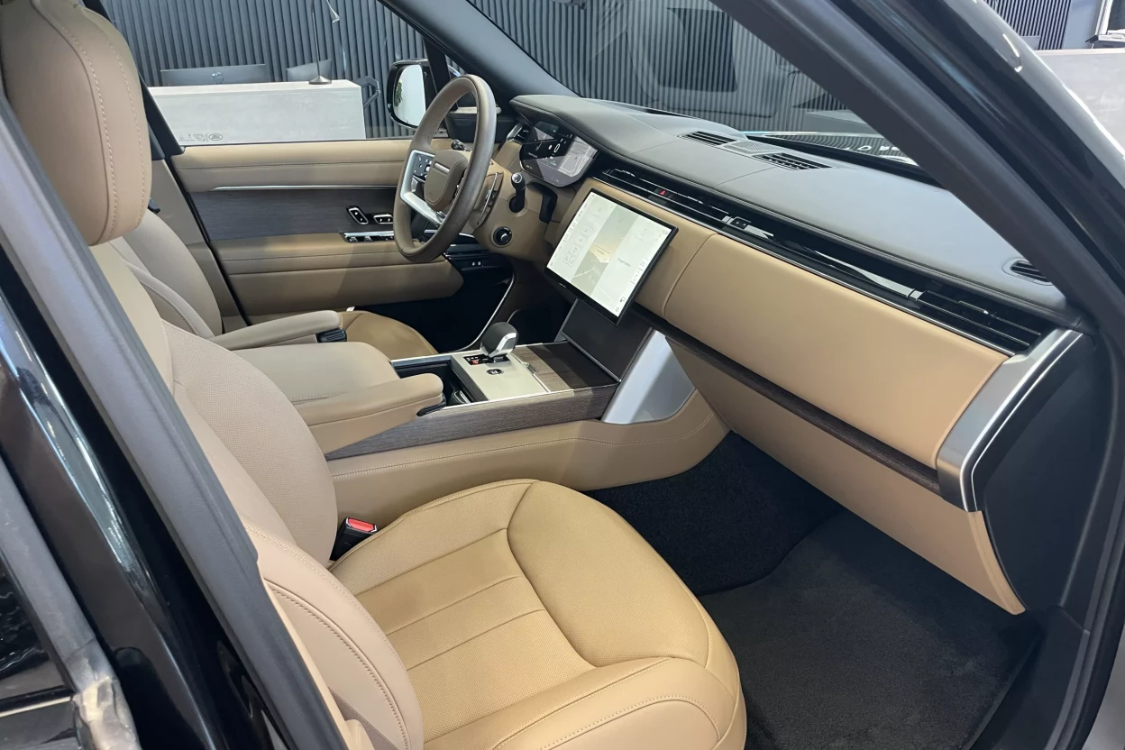 Range Rover Autobiography P460e SWB PHEV AWD obrázok č. 2