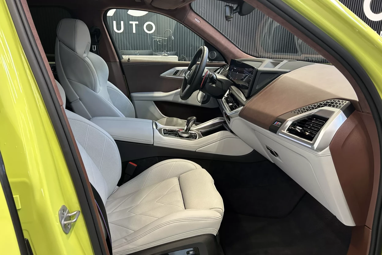 BMW XM 50e obrázok č. 2