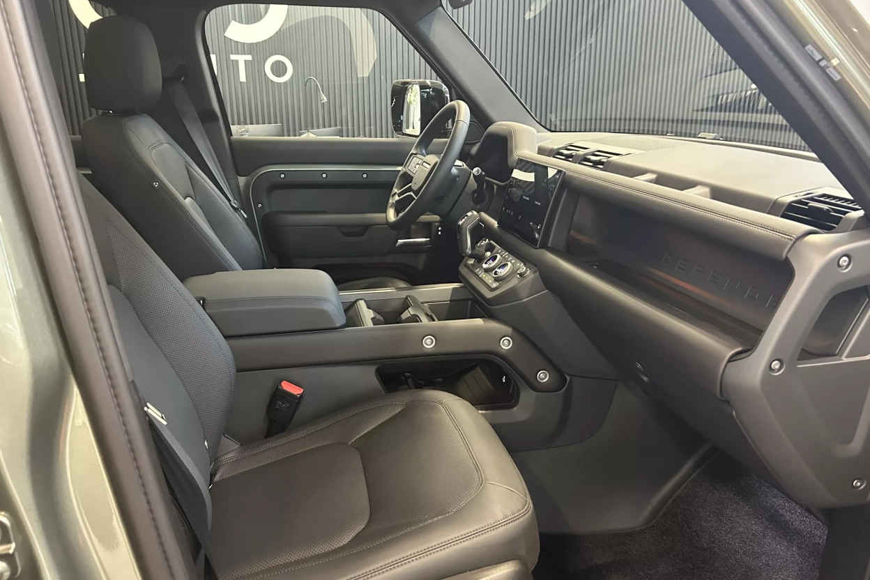 Defender 110 X-Dynamic SE D250 MHEV obrázok č. 2