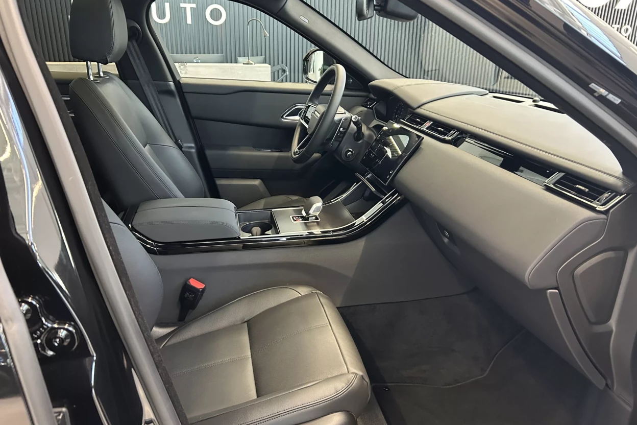 Range Rover Velar Dynamic SE | D200 AWD MHEV obrázok č. 2