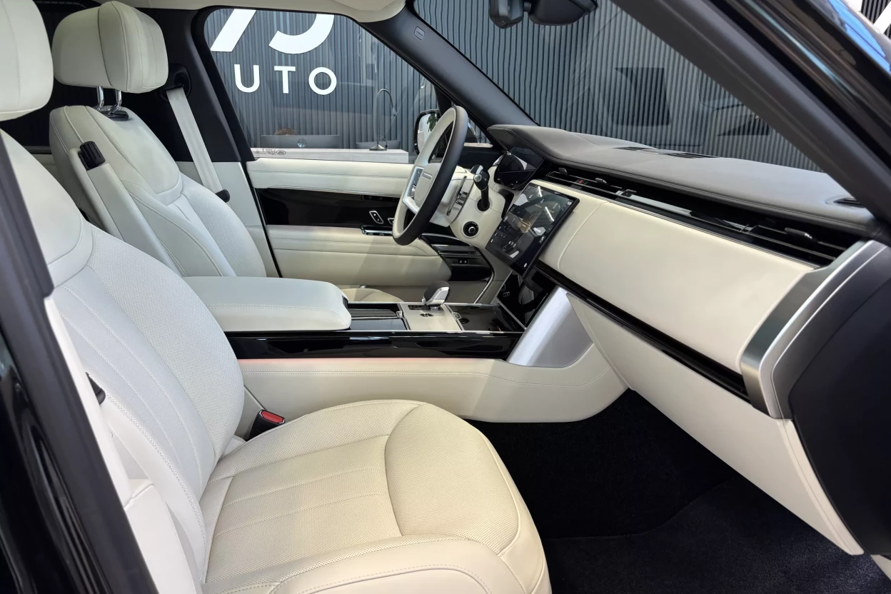 Range Rover Autobiography D350 MHEV AWD SWB obrázok č. 2