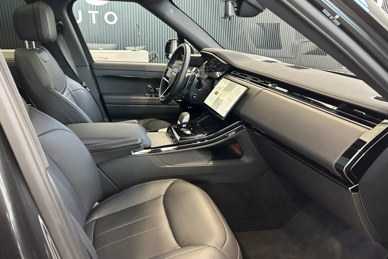 Range Rover Sport Dynamic SE P460e PHEV AWD  obrázok č. 2