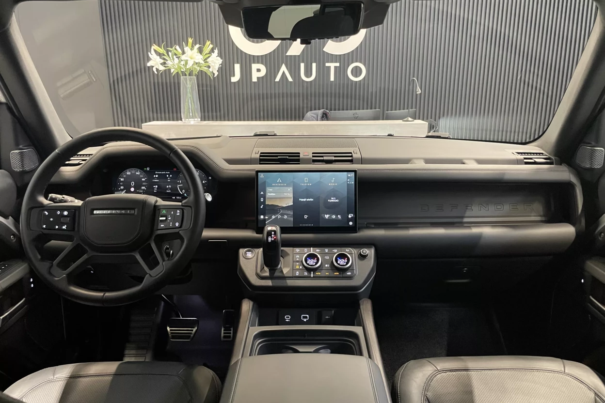 Land Rover Defender 110 X D300 AWD AUTOMAT obrázok č. 3