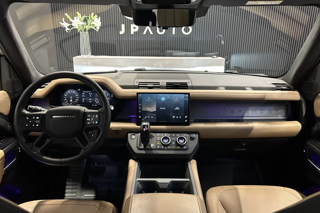 Defender 110 X-Dynamic HSE P425 obrázok č. 3