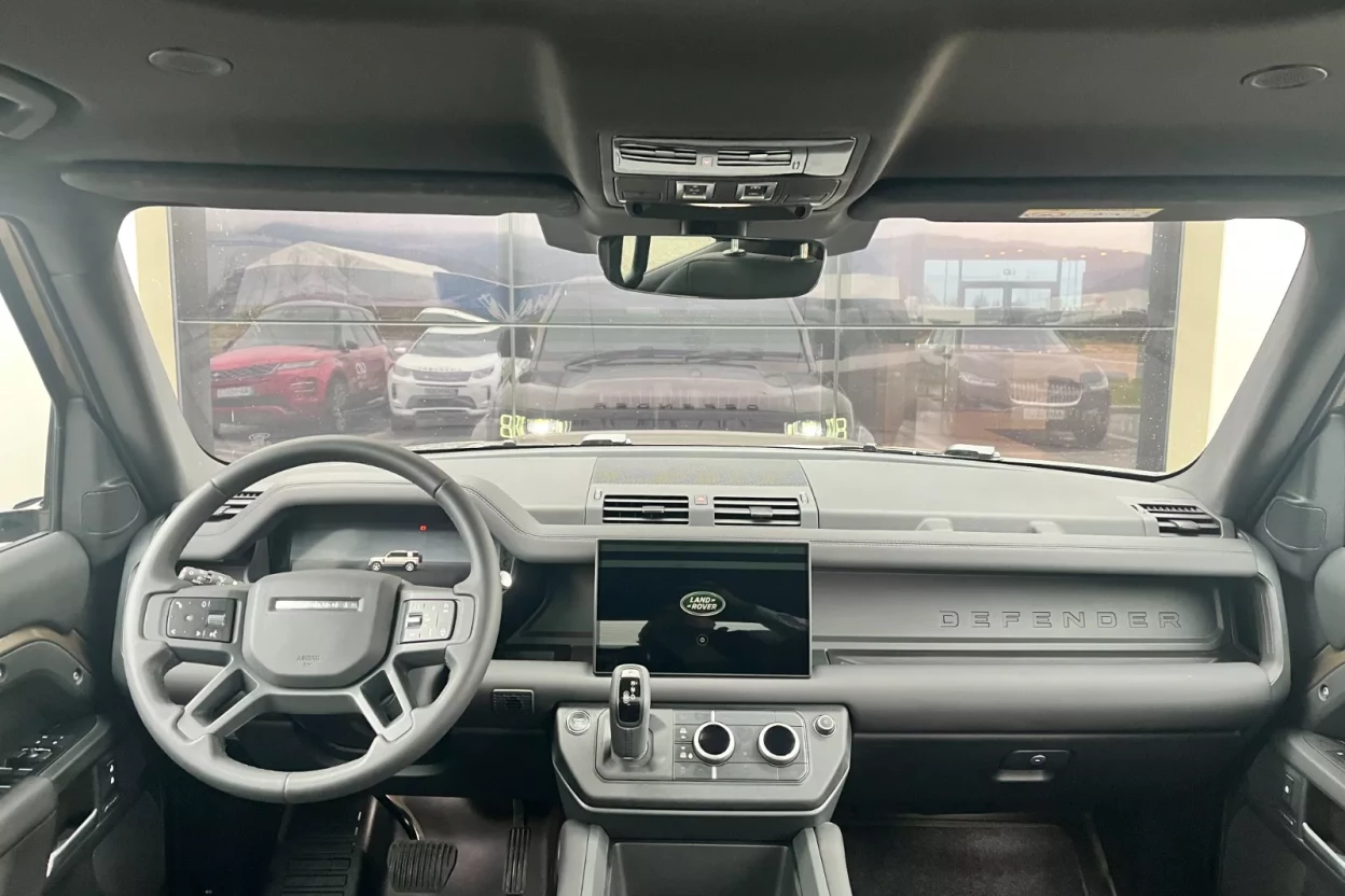Defender 110 X-Dynamic SE D250 MHEV obrázok č. 3