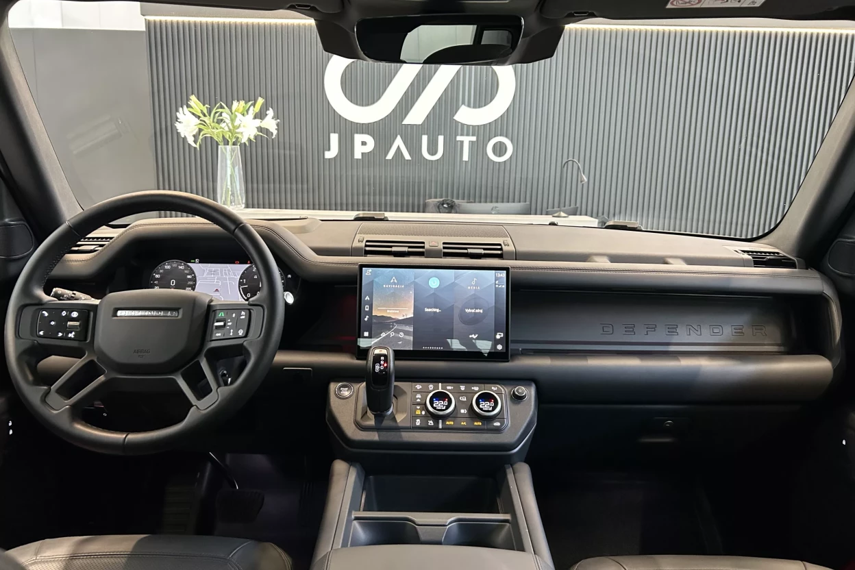 Defender 110 X-Dynamic HSE D300 obrázok č. 3