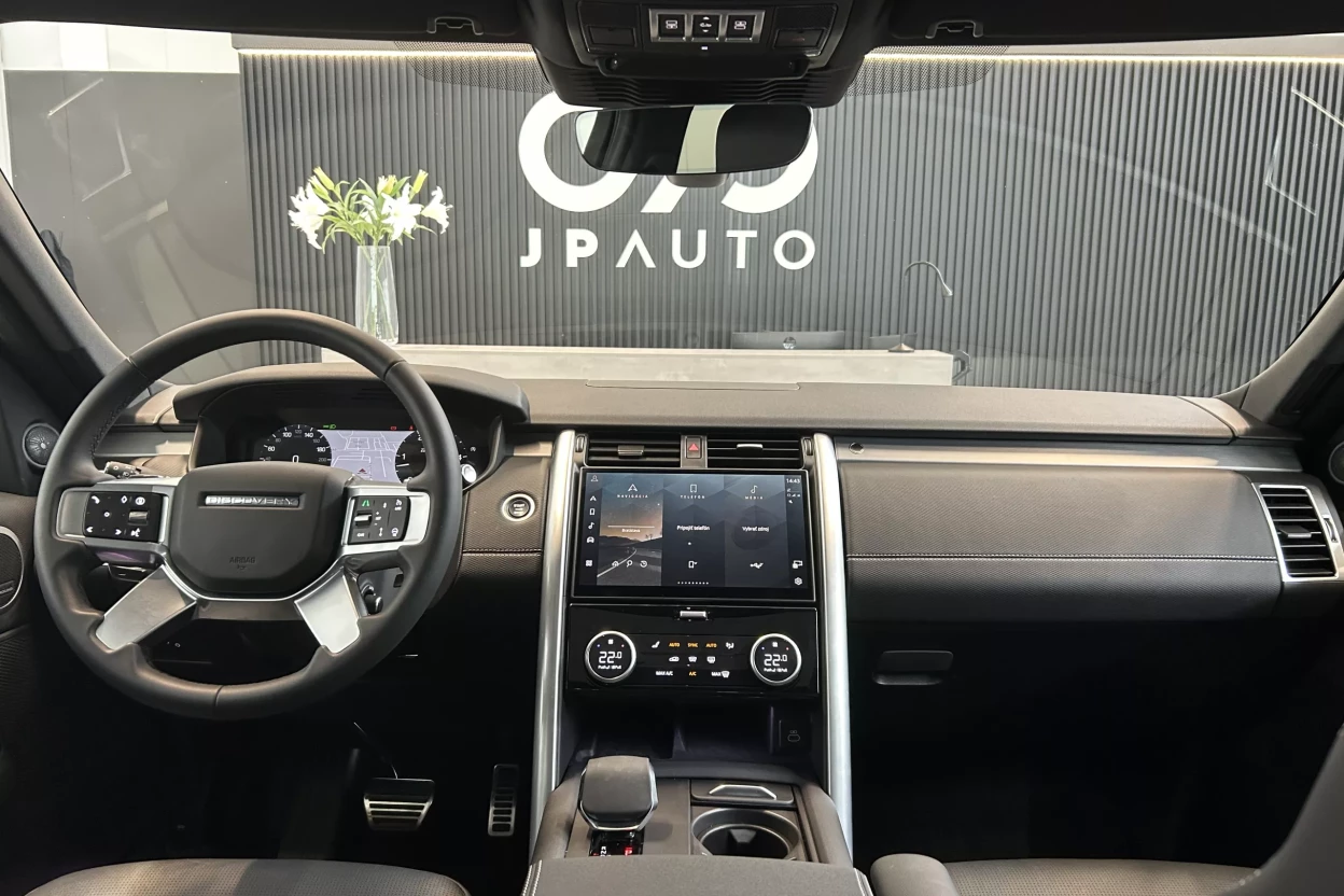 Land Rover Discovery Dynamic SE D250 AWD AUTOMAT obrázok č. 3