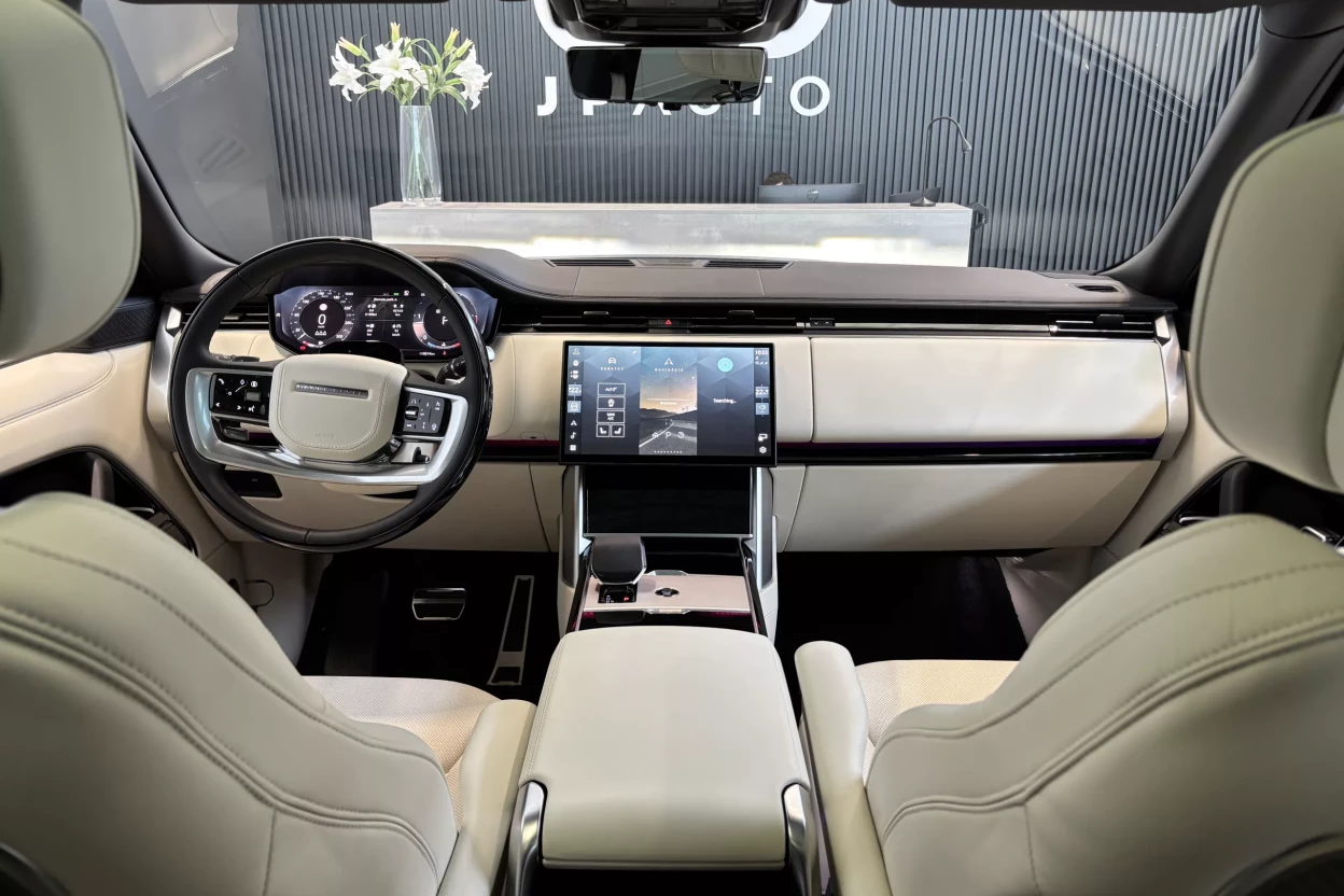 Range Rover Autobiography D350 MHEV AWD SWB obrázok č. 3