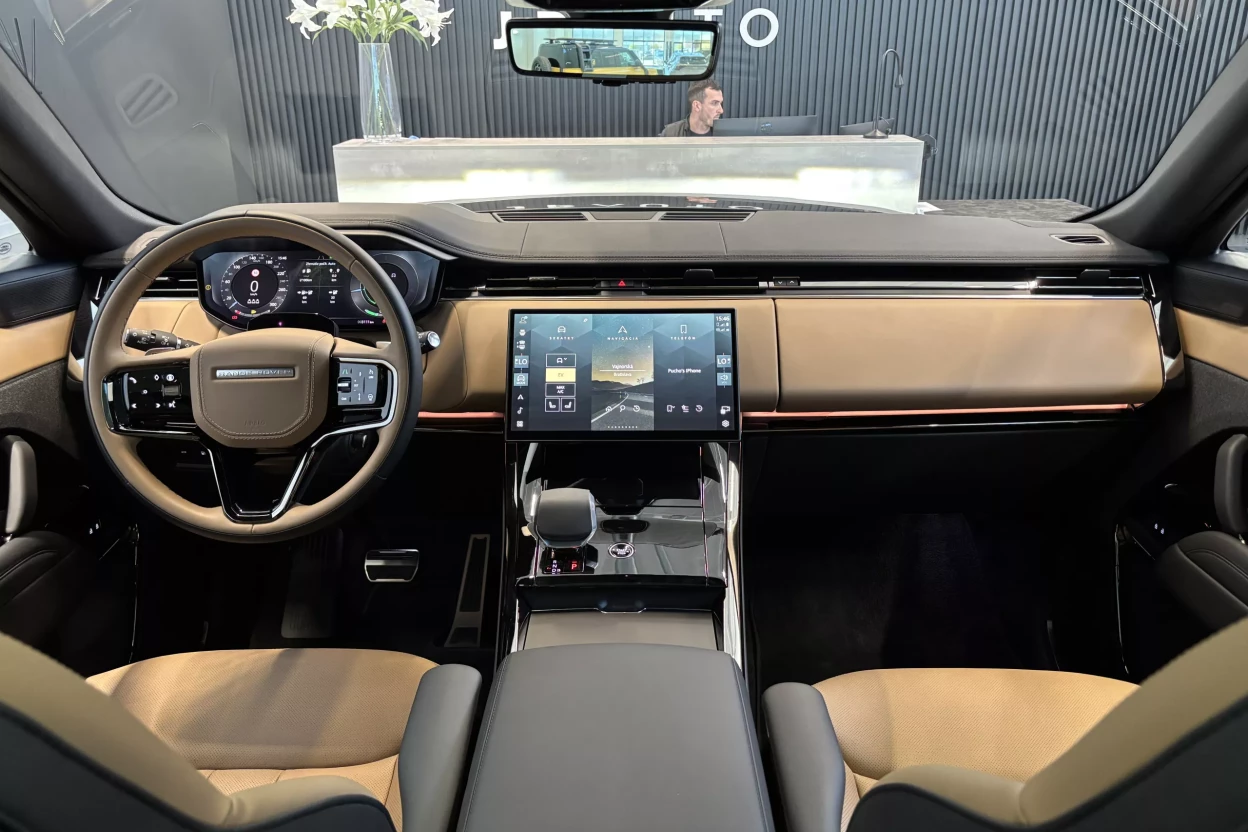 Range Rover Sport Dynamic SE P460e PHEV AWD  obrázok č. 3