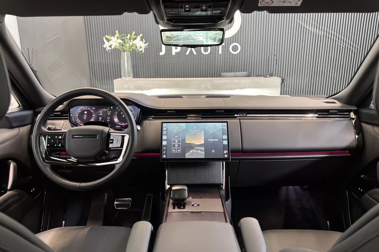 Range Rover SV Black P615 SWB  obrázok č. 3