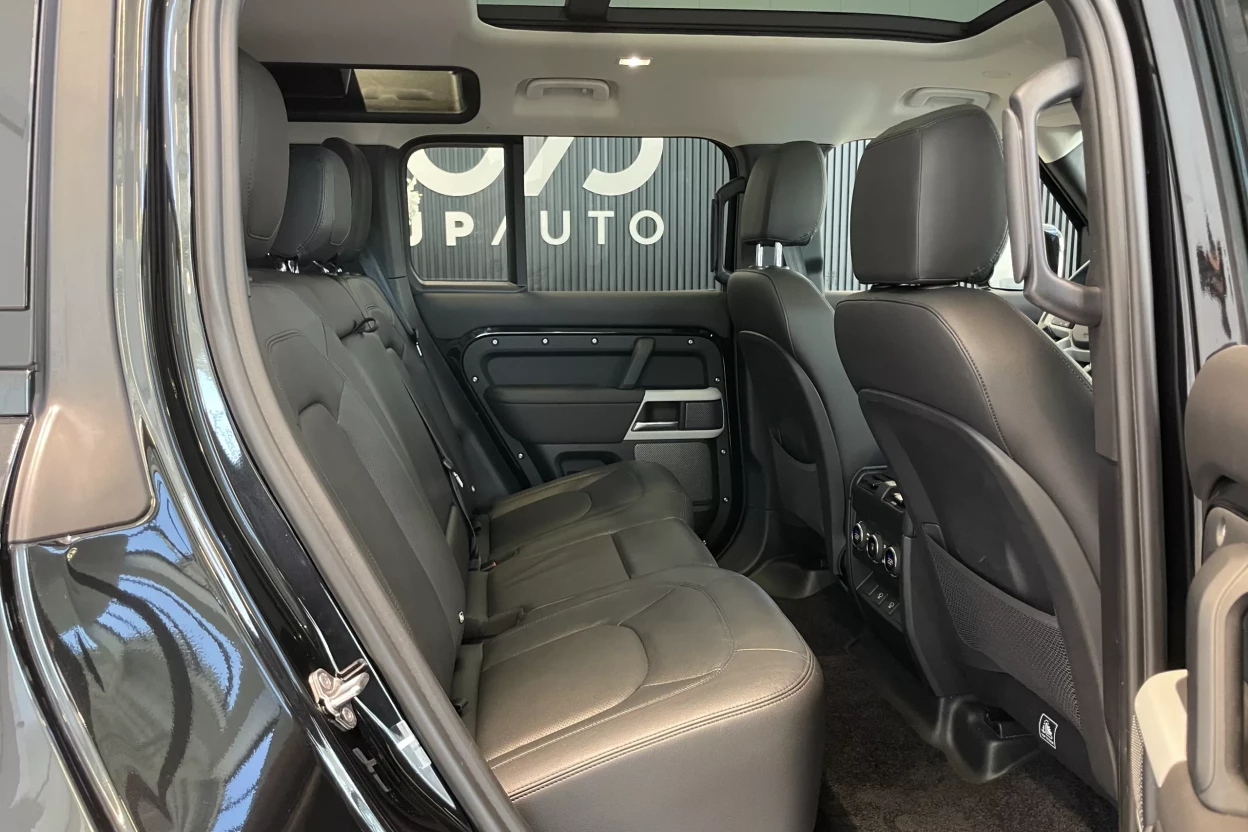 Land Rover Defender 110 SE D200 AWD Automat obrázok č. 4