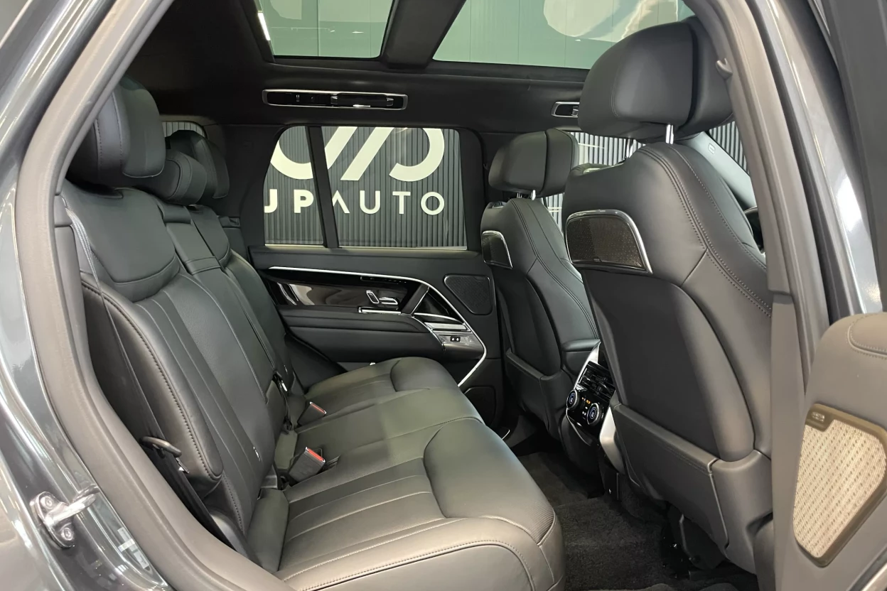 Range Rover Autobiography P550e PHEV AWD obrázok č. 4