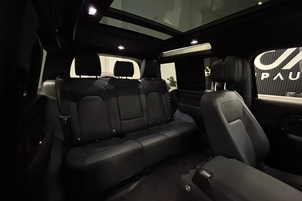 Defender 90 V8 P525 AWD Automat obrázok č. 4