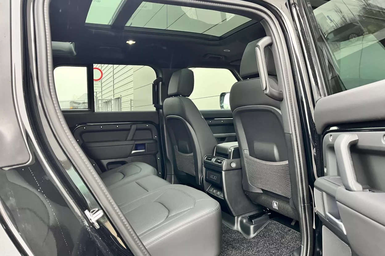 Defender 110 X-Dynamic SE D200 MHEV obrázok č. 4