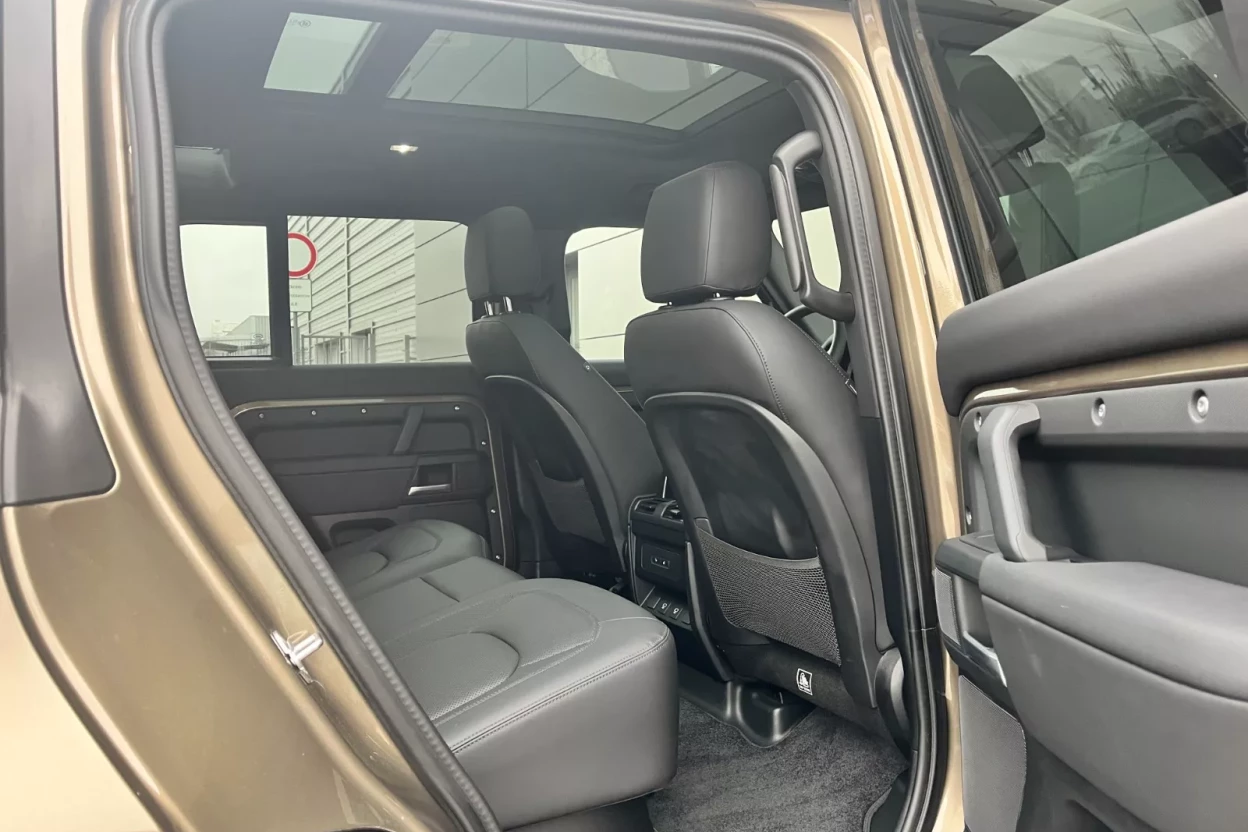 Defender 110 X-Dynamic SE D250 MHEV obrázok č. 4