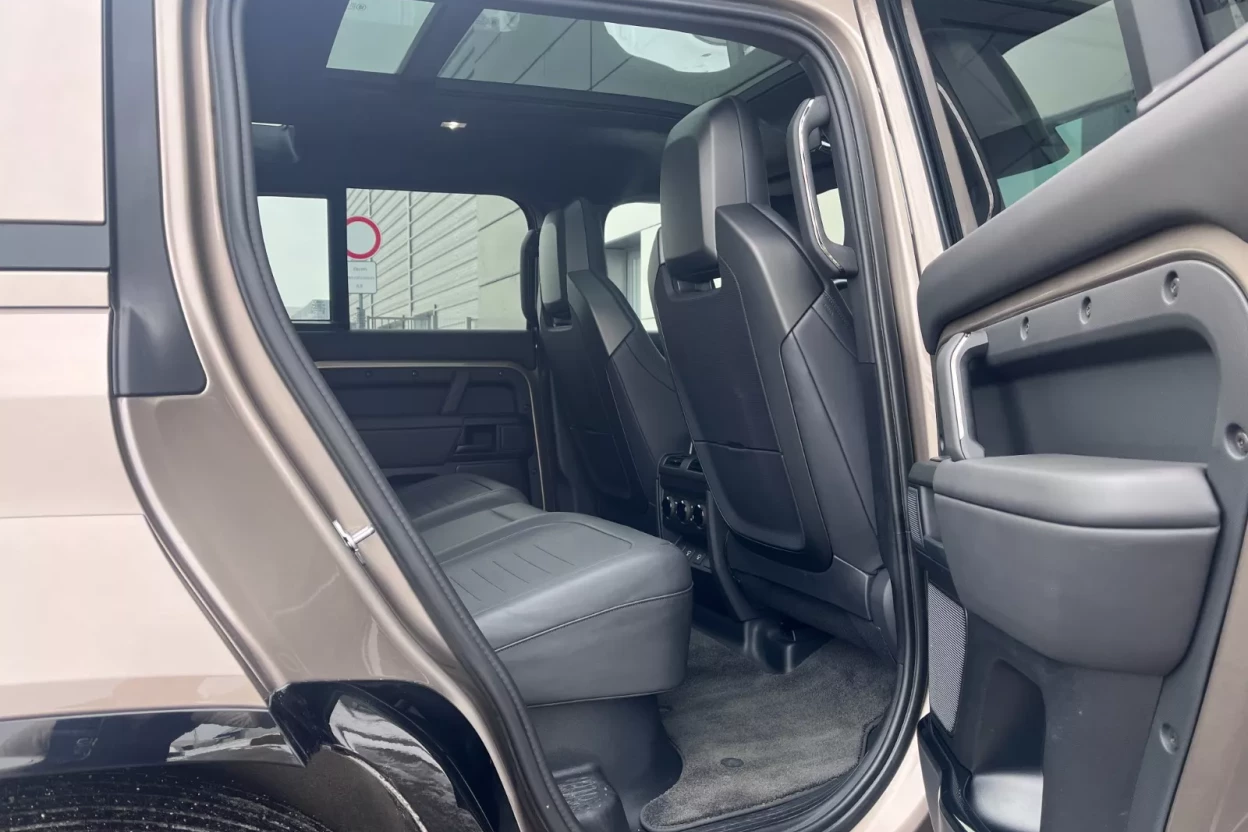 Defender OCTA P635 V8 MHEV obrázok č. 4