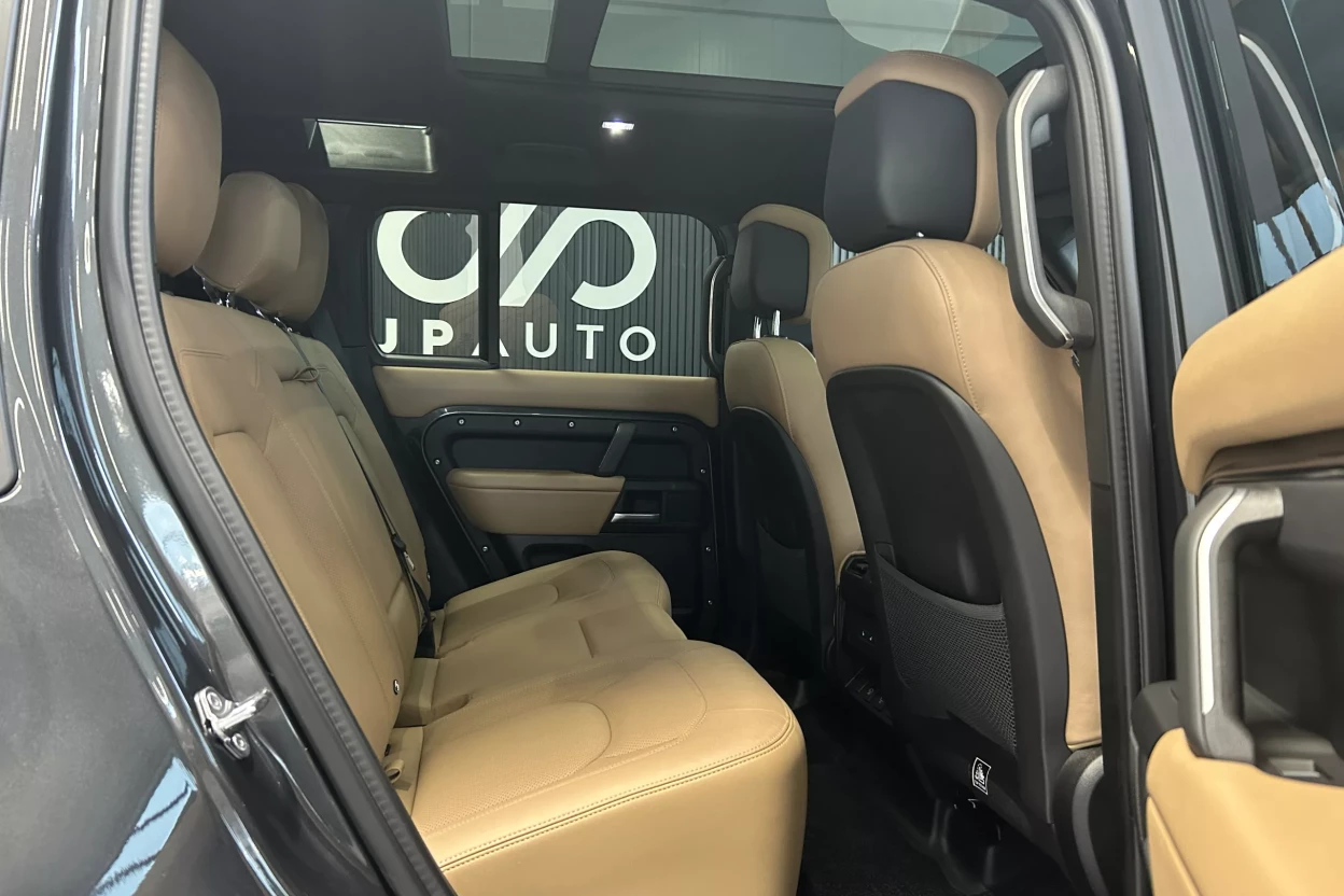 Defender 110 X-Dynamic HSE D300 obrázok č. 4