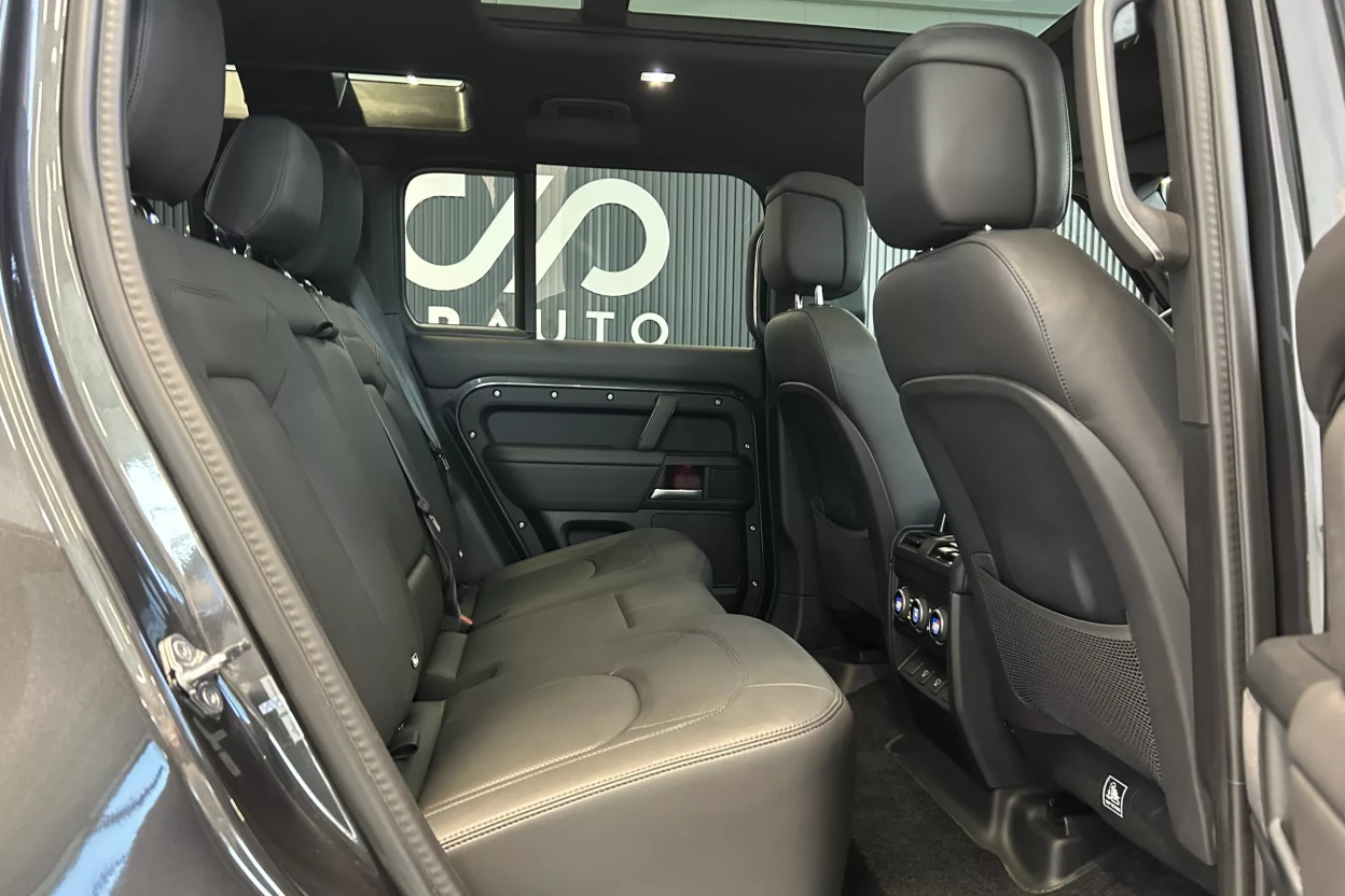 Defender 110 X-Dynamic HSE D300 obrázok č. 4