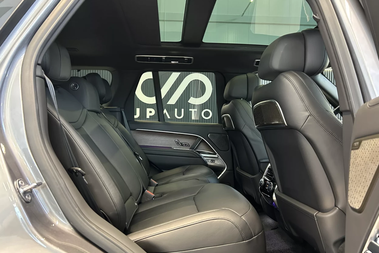 Range Rover Autobiography D300 SWB MHEV AWD obrázok č. 4