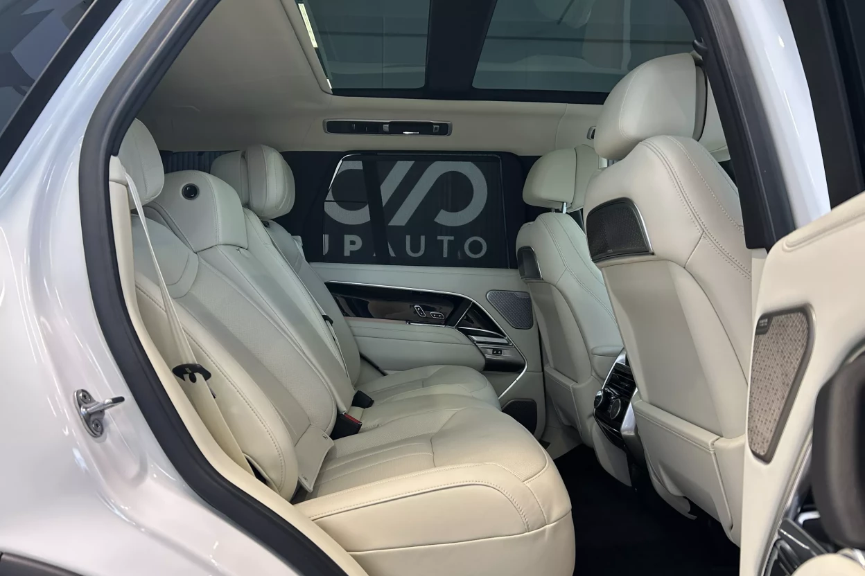 Range Rover Autobiography P530 SWB AWD obrázok č. 4