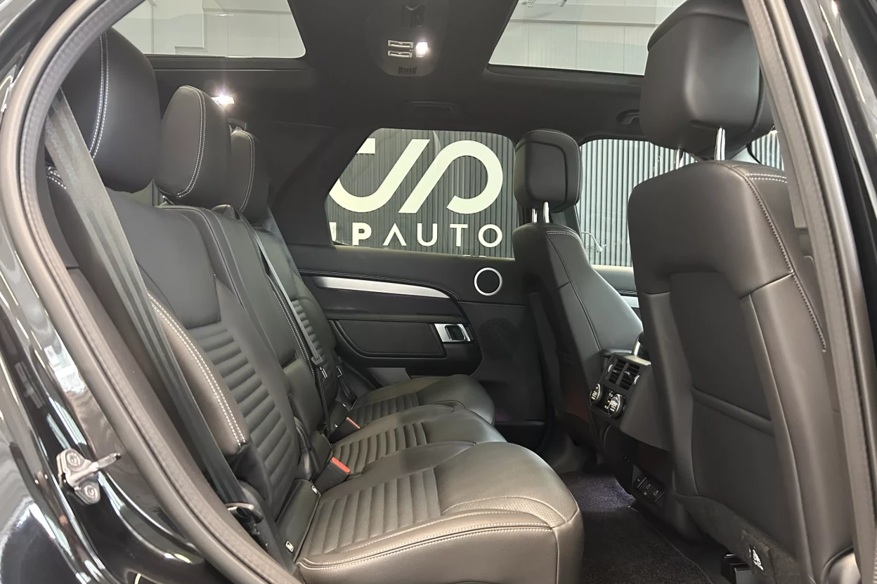 Land Rover Discovery Dynamic SE D250 AWD AUTOMAT obrázok č. 4