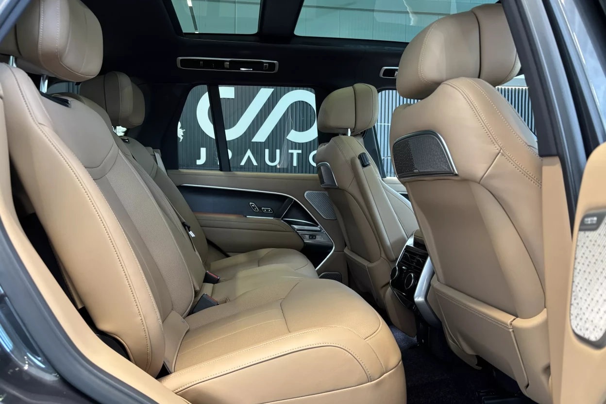 Range Rover Autobiography D350 MHEV AWD SWB obrázok č. 4