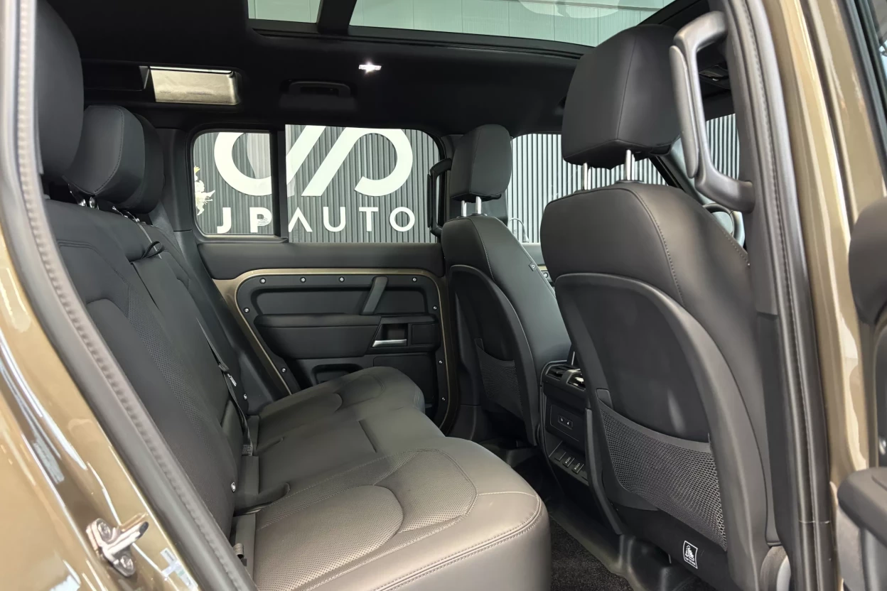 Defender 110 X-Dynamic SE D250 MHEV obrázok č. 4