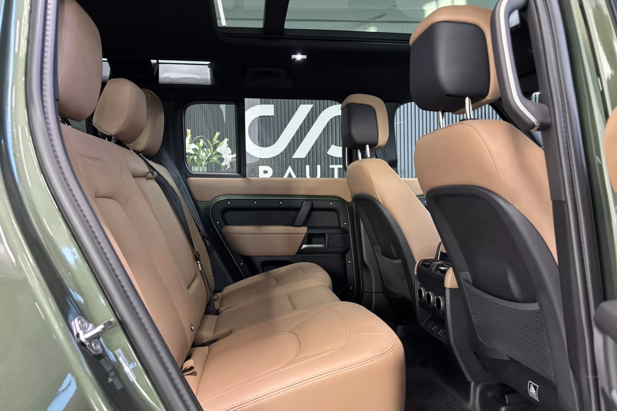 Defender 110 X-Dynamic HSE D250 obrázok č. 4