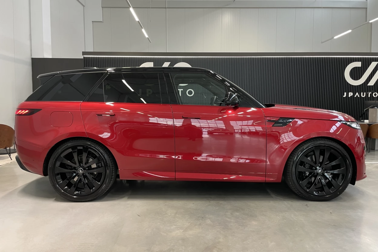 Land Rover Range Rover Sport 3.0 I6 D300 MHEV Dynamic HSE AWD A/T obrázok č. 5