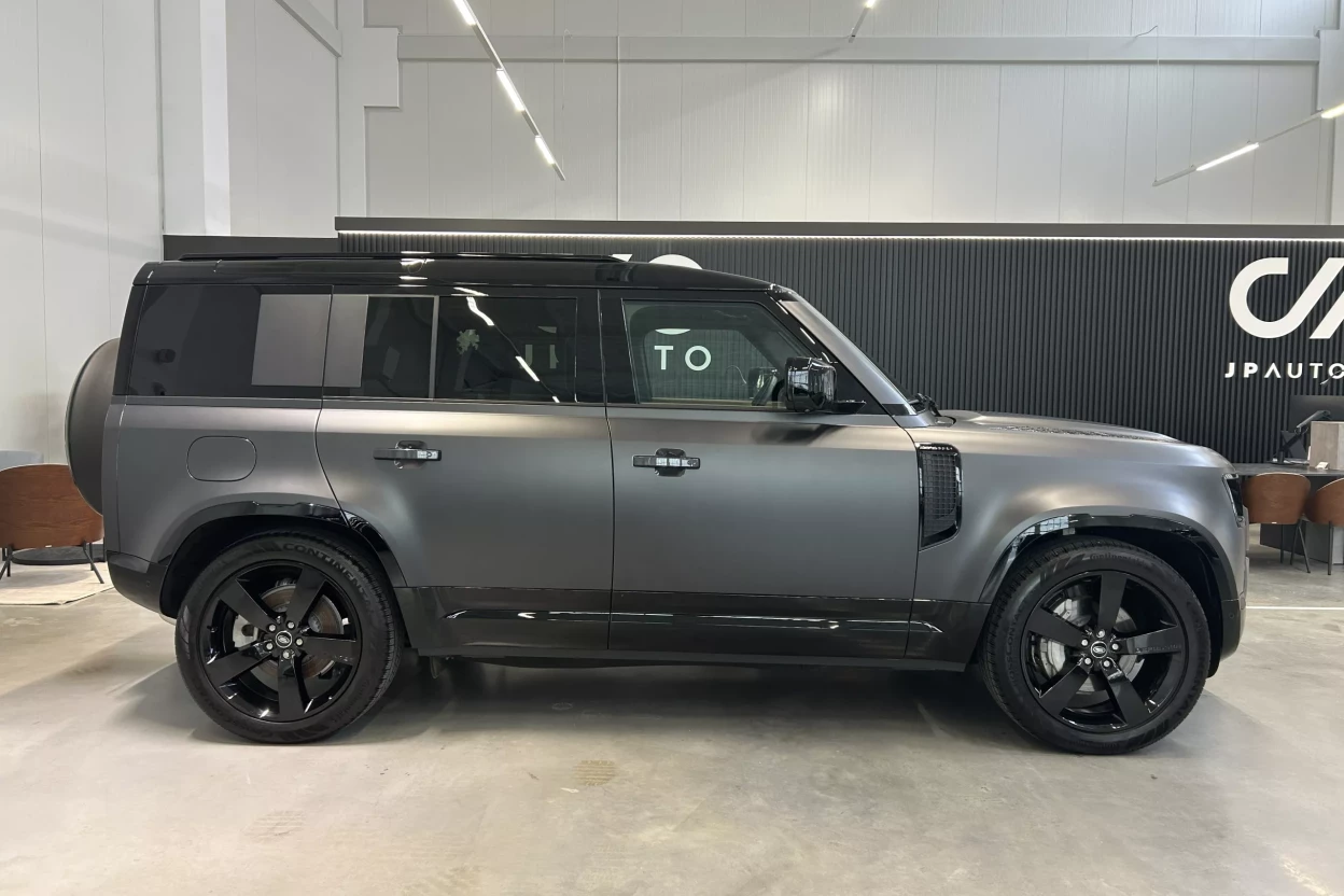 Defender 110 X-Dynamic HSE D300 obrázok č. 5