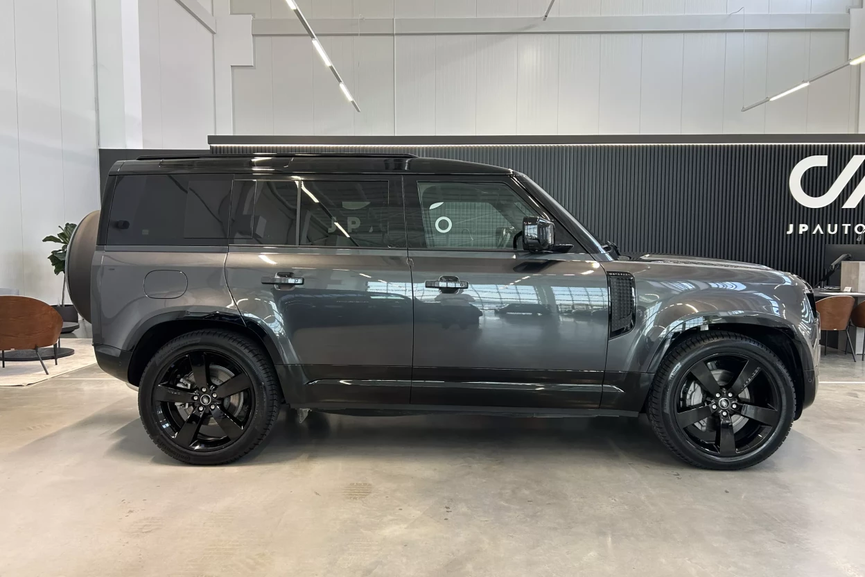 Defender 110 X-Dynamic HSE D300 obrázok č. 5