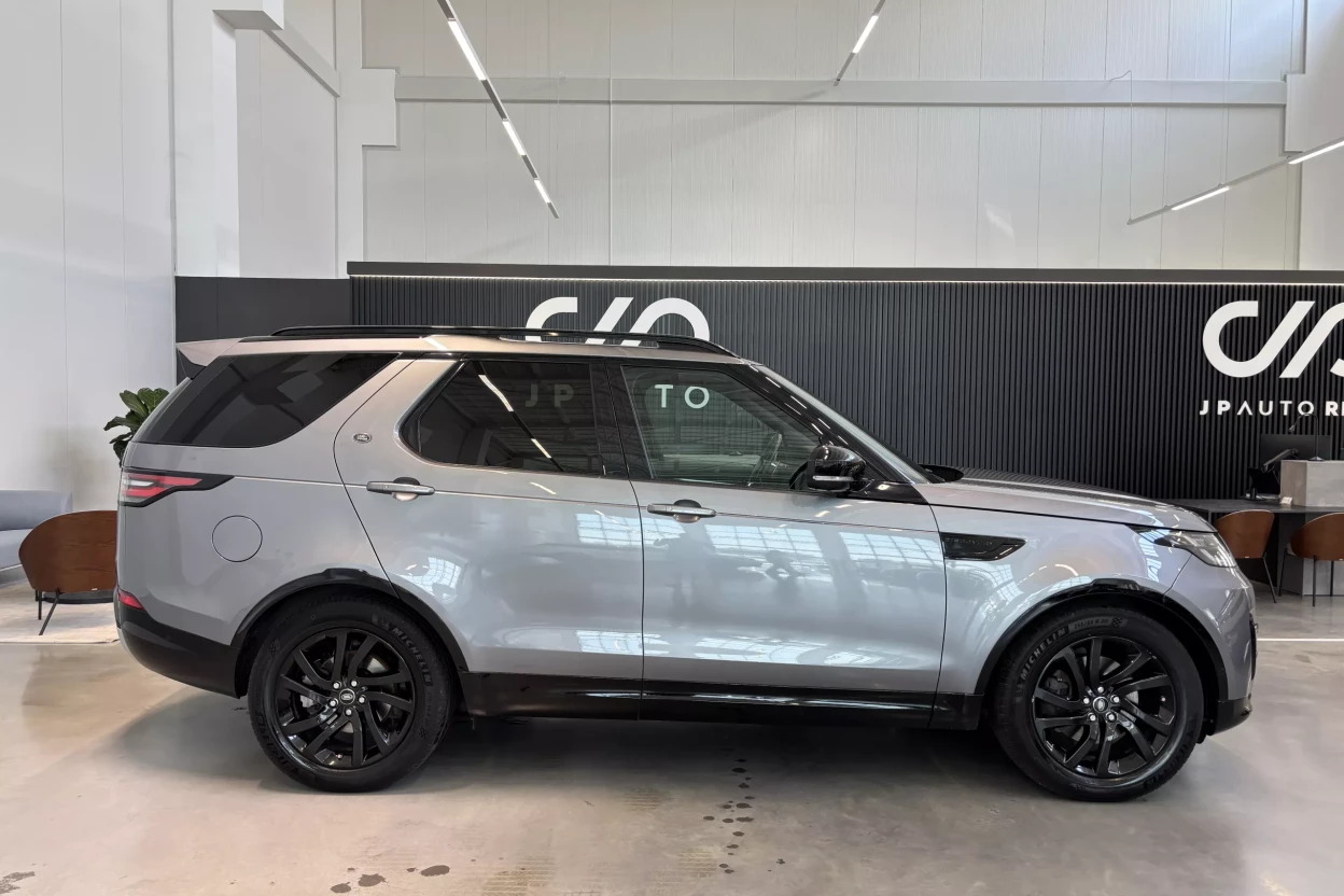 Land Rover Discovery 2.0 I4 P300 MHEV R-Dynamic SE AWD A/T obrázok č. 5