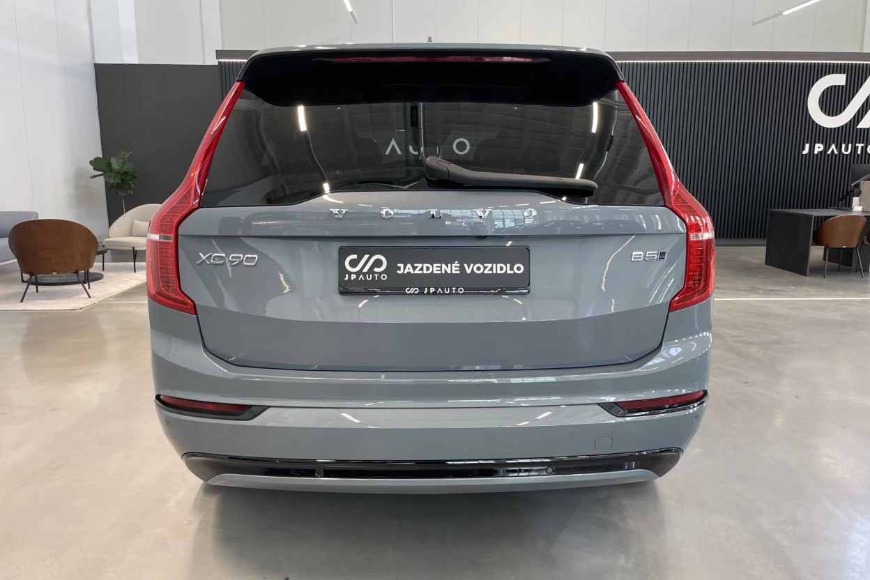 Volvo XC90 B5 Diesel Plus Dark AWD obrázok č. 6