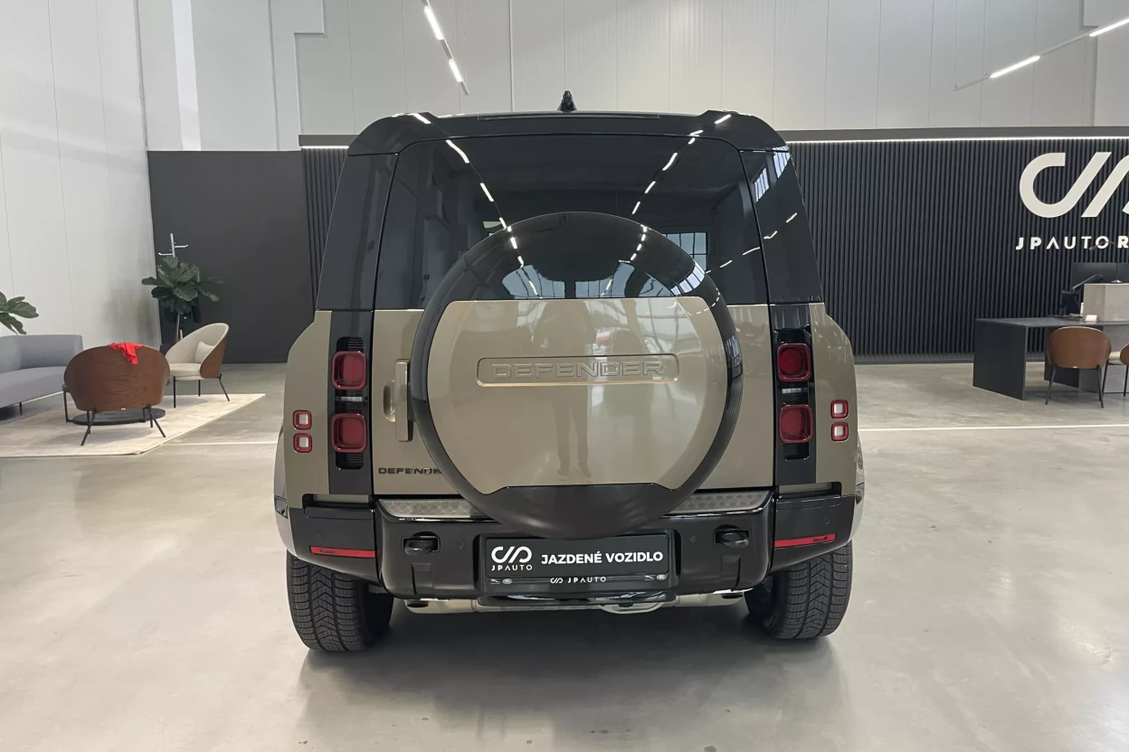 Land Rover Defender 110 X-Dynamic HSE P400 AWD AUTOMAT obrázok č. 6