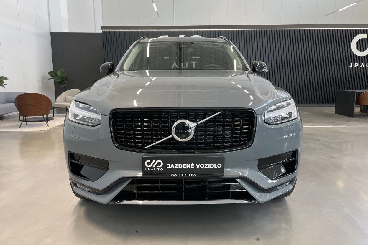 Volvo XC90 B5 Diesel Plus Dark AWD obrázok č. 7