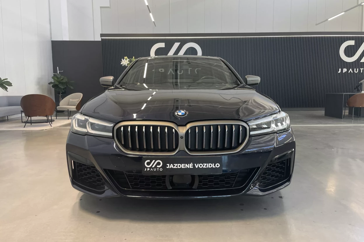 BMW M550i xDrive obrázok č. 7