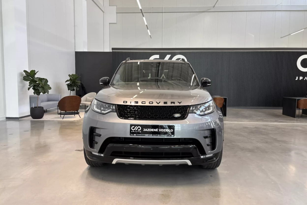 Land Rover Discovery 2.0 I4 P300 MHEV R-Dynamic SE AWD A/T obrázok č. 7