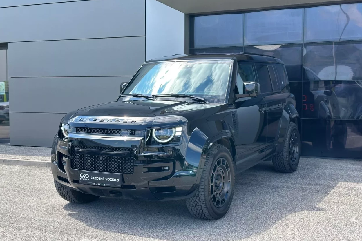Defender 110 4.4 V8 P8S AWD 5DR SWB Octa Black Edition 635PS obrázok č. 0