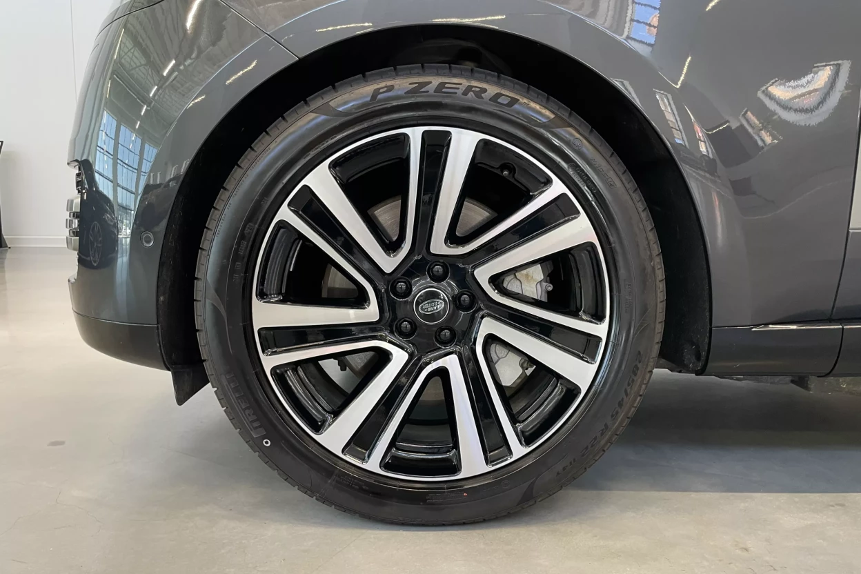 Range Rover HSE P550e SWB PHEV AWD obrázok č. 8