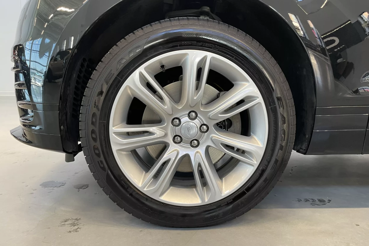 Range Rover Velar Dynamic SE | D200 AWD MHEV obrázok č. 8