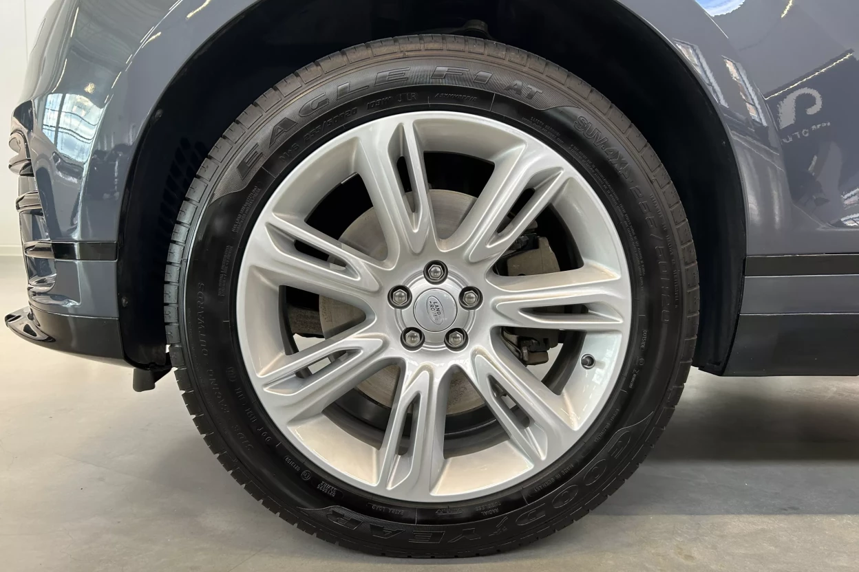 Range Rover Velar Dynamic SE | D200 AWD MHEV obrázok č. 8