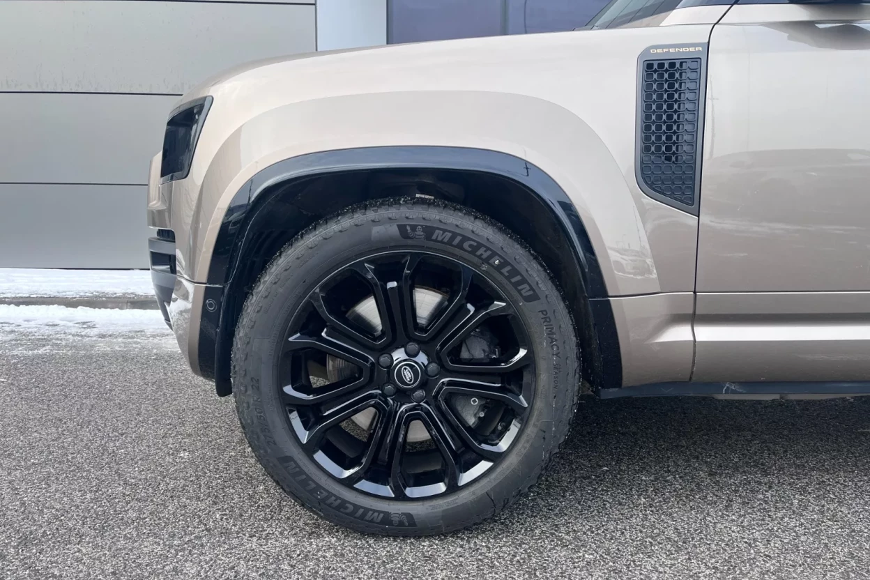 Defender OCTA P635 V8 MHEV obrázok č. 8