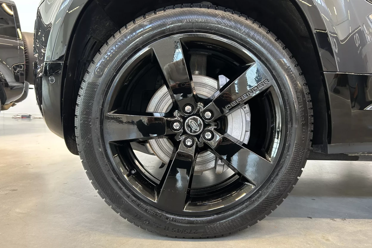 Defender 110 X-Dynamic HSE D300 obrázok č. 8