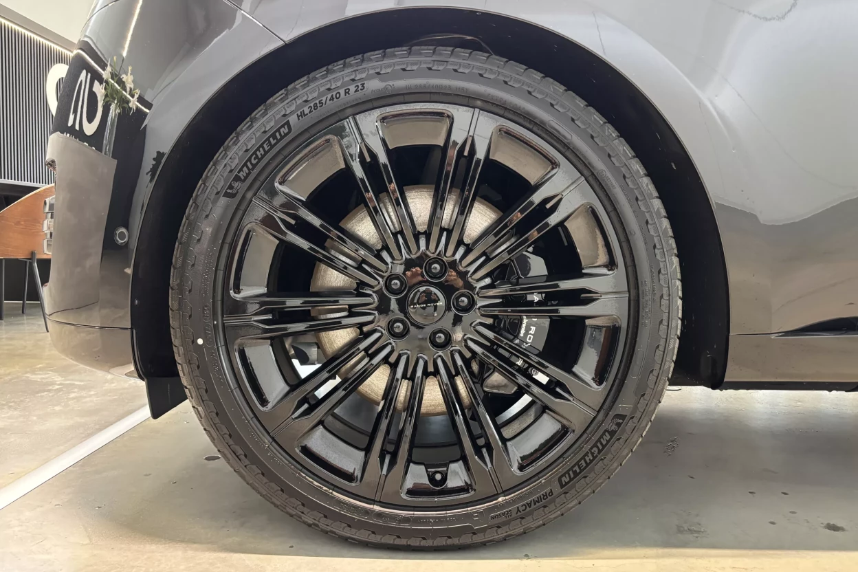 Range Rover Autobiography P530 LWB AWD obrázok č. 8