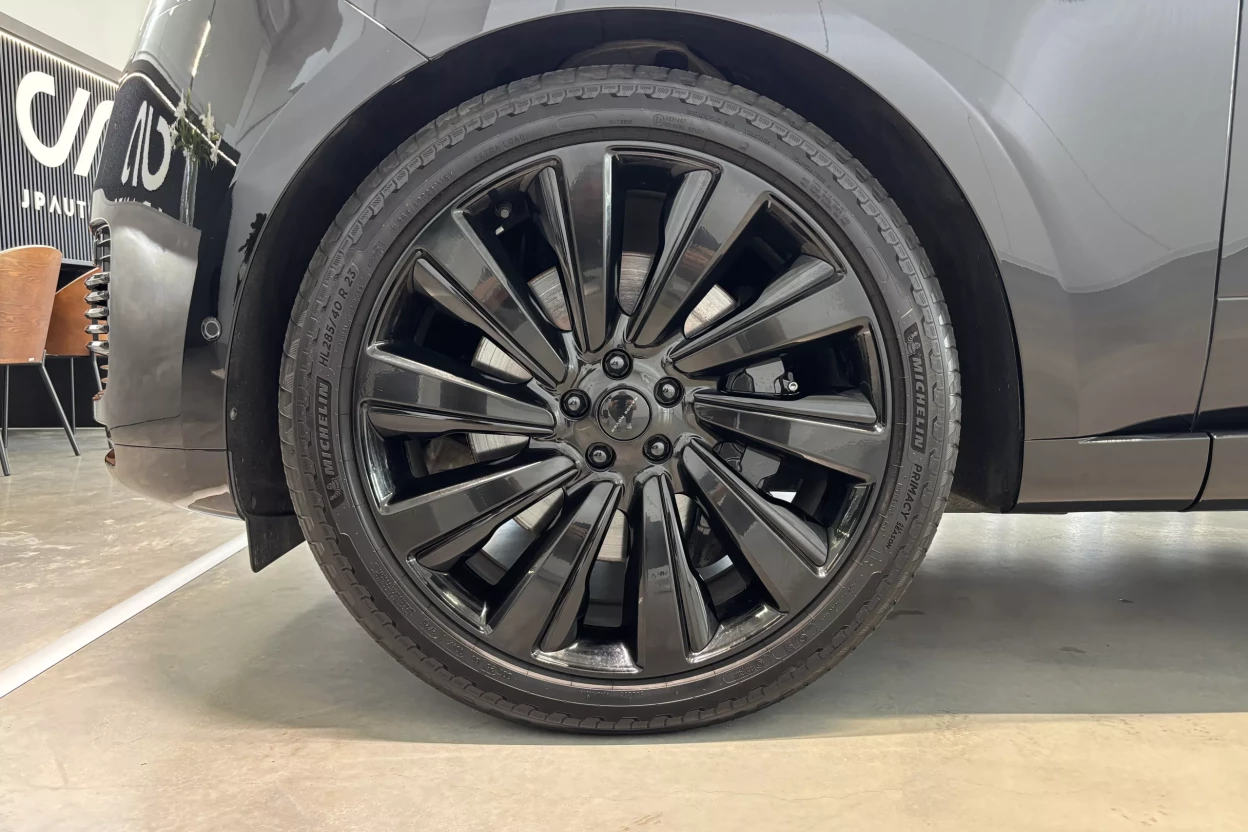 Range Rover SV Black P615 SWB  obrázok č. 8