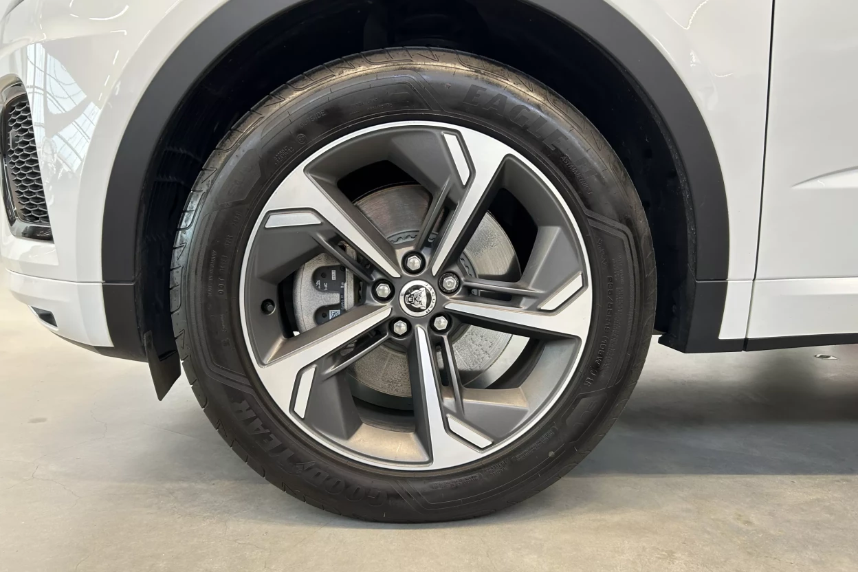 Jaguar E-Pace R-Dynamic S D165 MHEV AWD obrázok č. 8