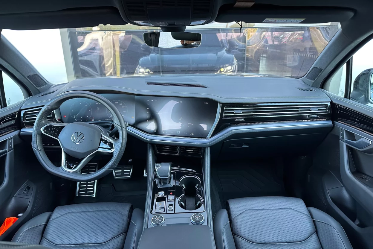 Volkswagen Touareg 3.0 R-Line obrázok č. 9